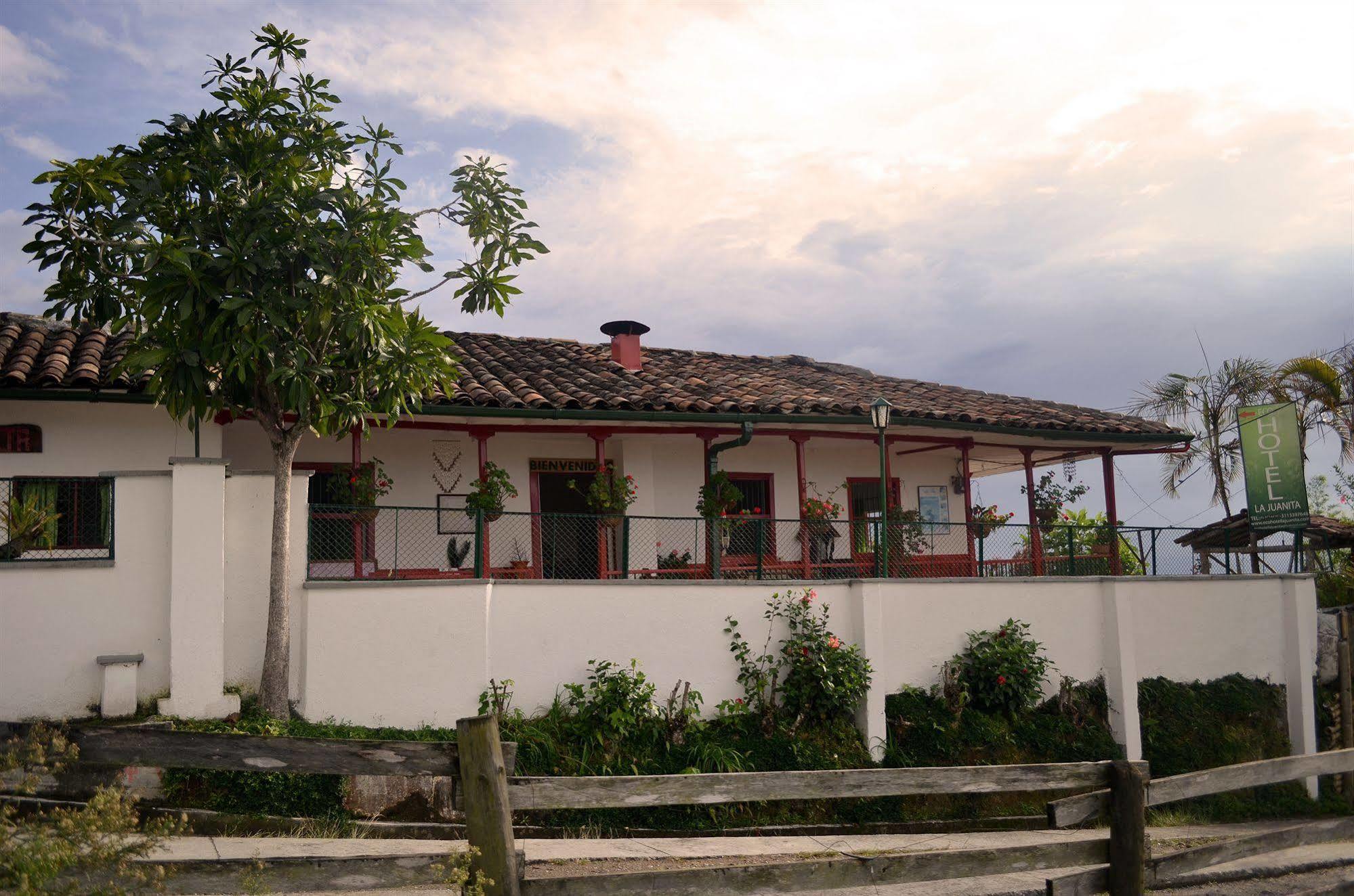 Eco Lodge La Juanita La Linda Екстериор снимка